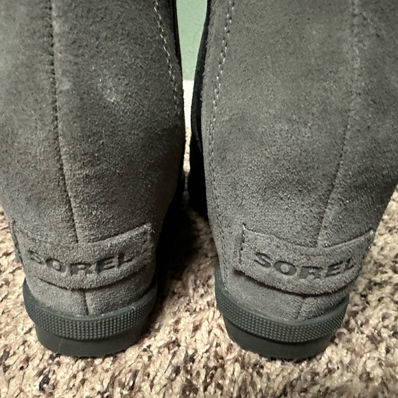 Sorel Boots - Picture 3 of 6